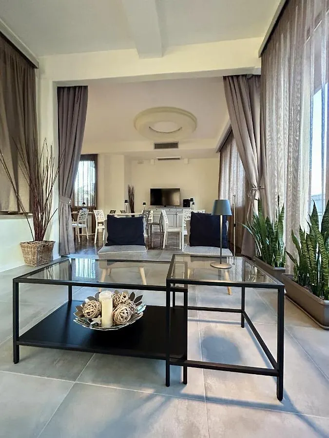 Hotel Franchi contacts